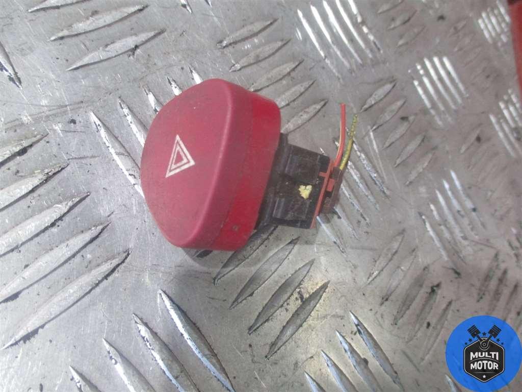Кнопка аварийной сигнализации CITROEN C3 I (2002-2009) 1.4 i KFV (TU3JP) - 73 Лс 2007 г. - фото 4 - id-p131724095