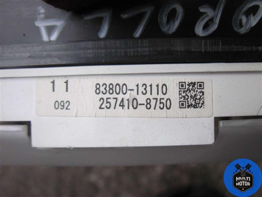 Щиток приборов (приборная панель) TOYOTA Corolla Verso (2001-2008) 1.6 VVT-i 3zz 2003 г. - фото 3 - id-p131727141