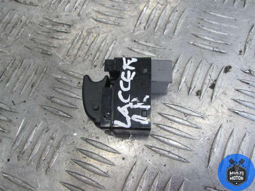 Кнопка стеклоподъемника CHEVROLET LACETTI (2004-2009) 1.8 i F18D3 - 121 Лс 2006 г. - фото 1 - id-p131727366