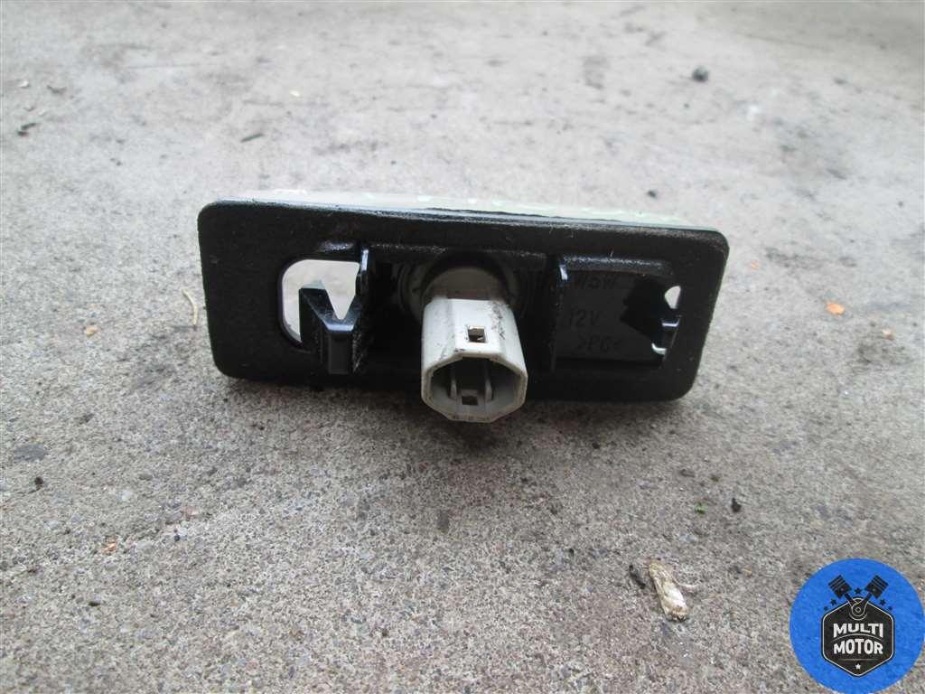 Подсветка номера TOYOTA PRIUS (2003-2009) 1.5 i 1NZ-FXE - 78 Лс 2007 г. - фото 2 - id-p131785522