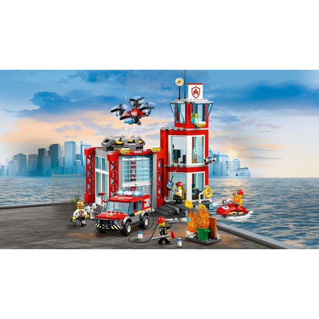 Конструктор Lari 11215 Cities со светом Пожарное депо (аналог Lego City 60215) 533 детали - фото 3 - id-p131828183