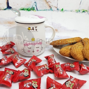 Кружка керамическая 400 мл, с крышкой и металлической ложечкой Cat Happy every day (Белая)