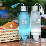Бутылка с соковыжималкой H2O Drink More Water. NEW Лето 2019 Синий матовый цвет, фото 4