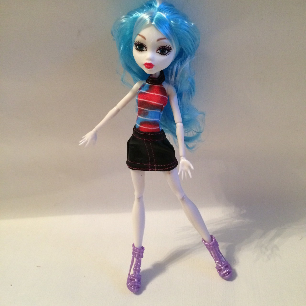 Кукла MONSTER HIGH Монстер Хай на шарнирах - фото 2 - id-p9352201