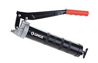 Шприц для смазки рычажного типа со стальной трубкой и насадкой. Двойной поршень - 24г/ход 413 бар GROZ GR42630