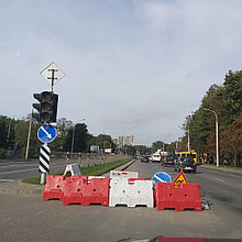 Барьер дорожный вкладывающийся. Составной дорожный блок 1,2м