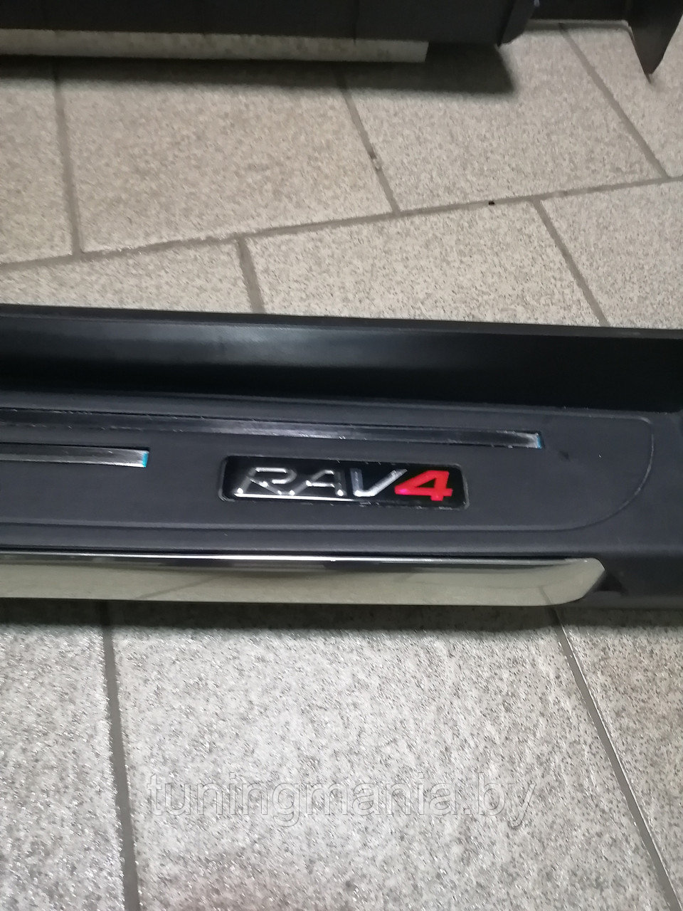 Подножки Toyota RAV-4