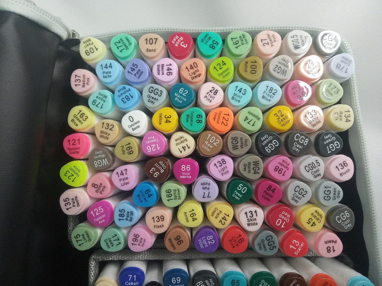 Набор маркеров двухсторонних для скетчинга 168 цветов (2 пера) - фото 2 - id-p132884900