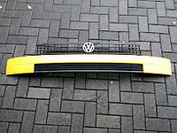 Решетка в бампер на Volkswagen Transporter T4