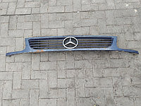 Решетка в бампер Mercedes-Benz Vito W638 2002