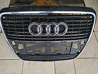 Решетка в бампер на Audi A6 4F/C6
