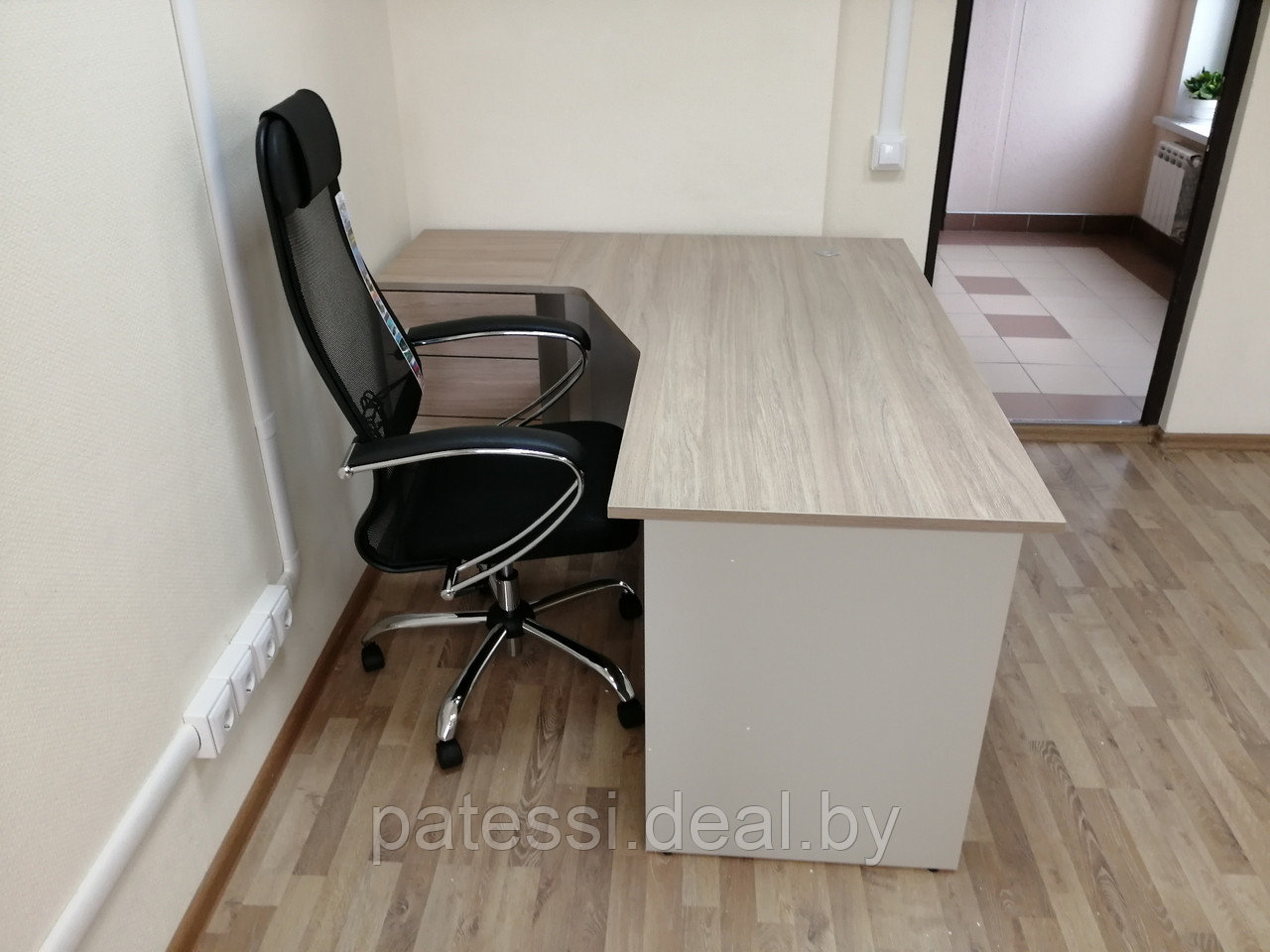 Кресло Стол Тумба для офисного работника. Столешница 22 мм. Наличие на складе - фото 2 - id-p133108382