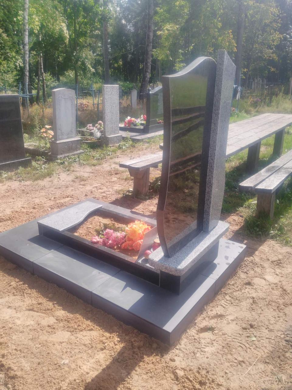 Благоустройство могил в Белыничи, Круглое, Толочин - фото 1 - id-p133272869
