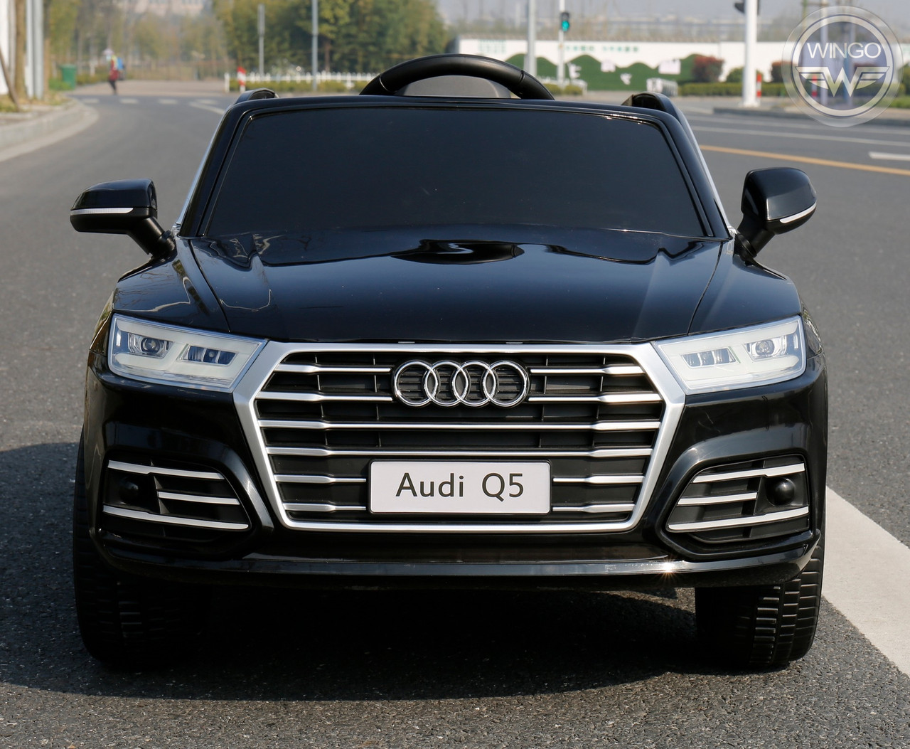 Детский электромобиль WINGO AUDI Q5 QUATTRO LUX черный - фото 3 - id-p133541924