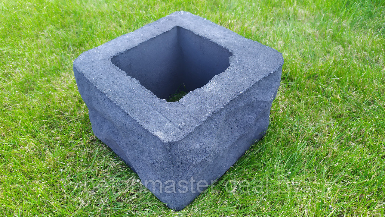 Блок бетонный столбовой для забора  "рваный камень"
