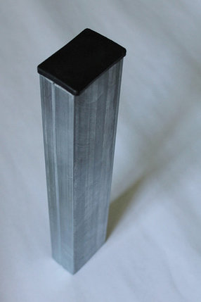 Столб оцинкованный с заглушкой из профильной трубы 61*35*1.5мм 2,5 м, фото 2