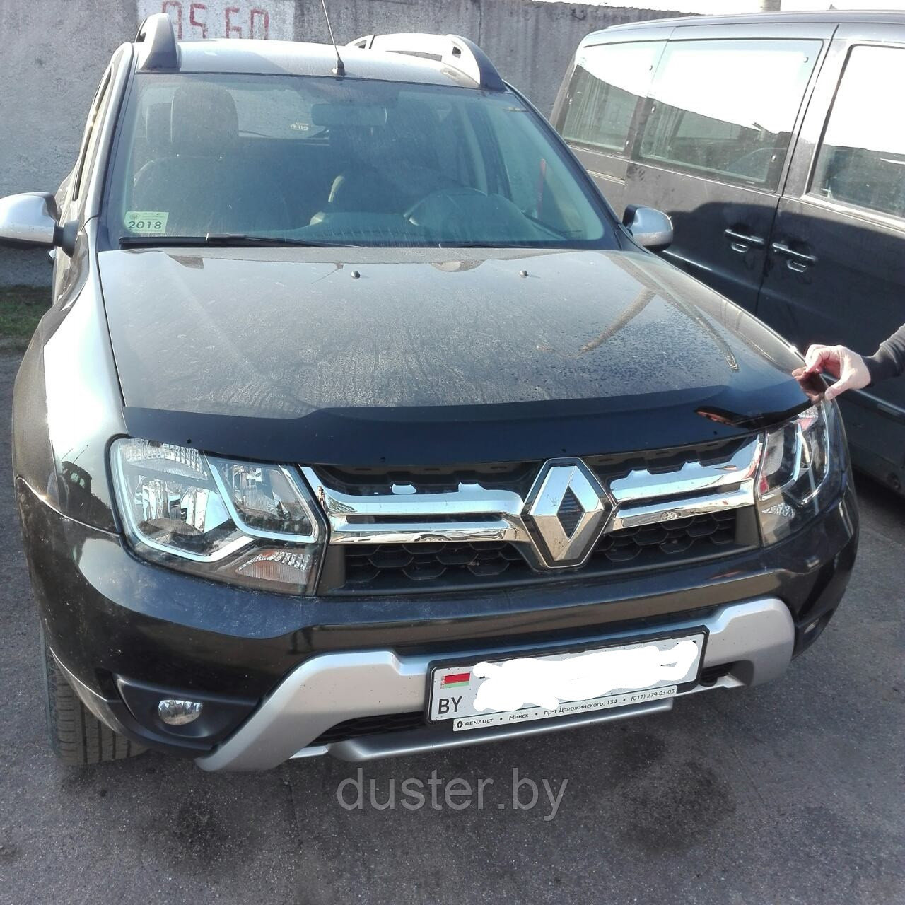 Дефлектор капота  Renault Duster 2010-2014, 2015- (без надписи)