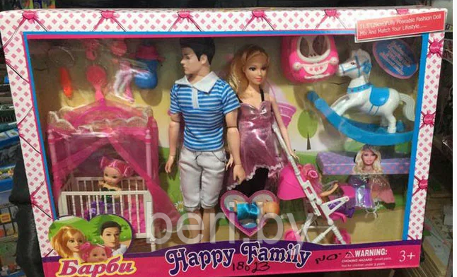 18023 Набор кукол Барби и Кэн "Счастливая семья", 25 предметов - фото 3 - id-p134011661