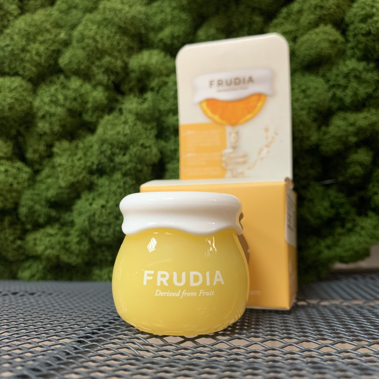 Крем для лица (миниатюра) для сияния кожи Frudia Citrus Brightening Cream, 10 мл