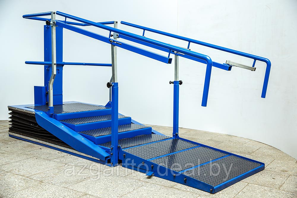 Тренажер лестница брусья с электронной регулировкой высоты ступеней "Альтерстеп" - фото 1 - id-p134315678