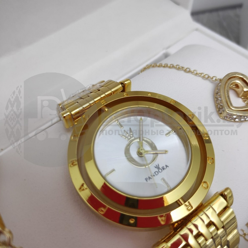 Подарочный набор Pandora (часы, подвеска-Сердце, браслет) Золото с черным циферблатом - фото 7 - id-p134660316