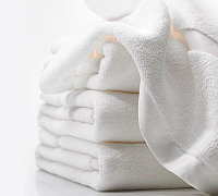 Махровое полотенце Гостиничное 40х70 белое без бордюра
