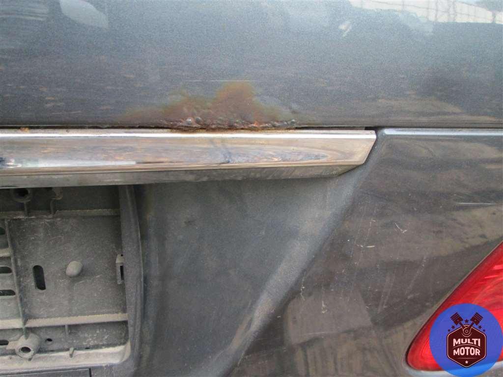 Крышка багажника (дверь 3-5) MERCEDES E W211 - (2002-2009) 2.2 CDi 2004 г. - фото 4 - id-p134761325