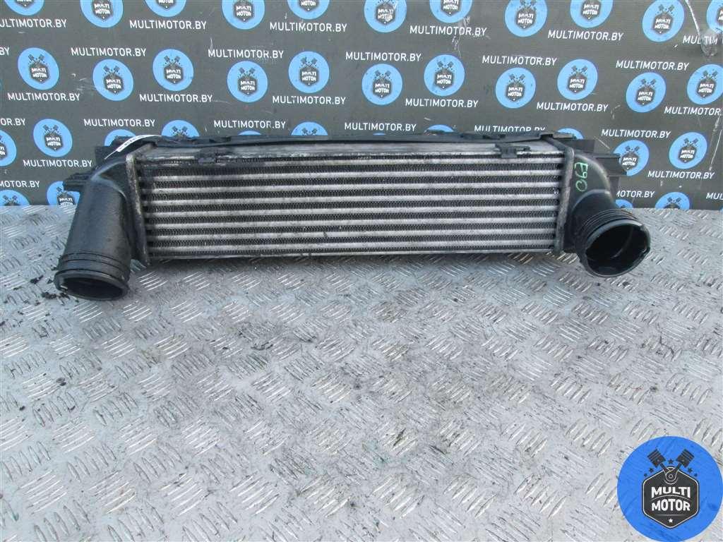 Радиатор интеркулера BMW 3 (E90 ) (2005-2013) 3.5 TD M57 D30 (306D5) - 286 Лс 2006 г. - фото 1 - id-p134949530