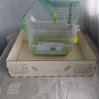 Деревянная коробка для попугая