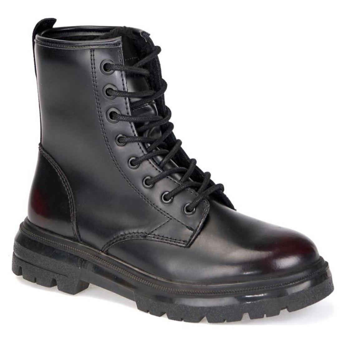 Женские ботинки
Wrangler Clash Polished Fur S 36