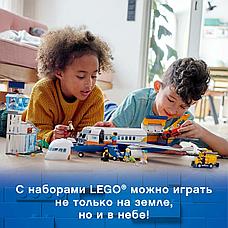 Lego Конструктор LEGO City Пассажирский самолёт 60262, фото 2