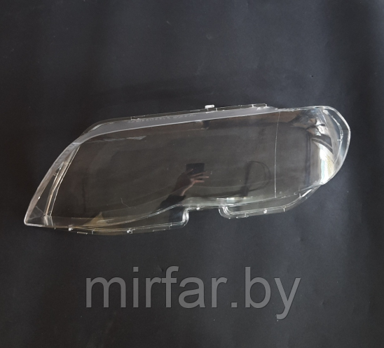 Стекло фары BMW X5 E53 2004-2006 рестайлинг левое
