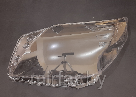 Стекло фары Toyota Land Cruiser J150 2009-2013 дорестайлинг левое
