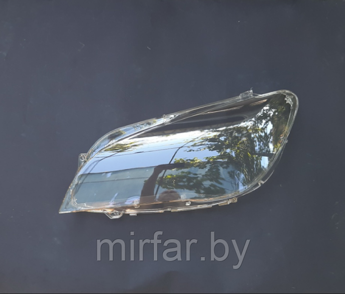 Стекло фары BMW 7 F01 F02 2008-2012  дорестайлинг левое