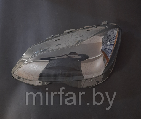 Стекло фары Mercedes W212 2013-2016 рестайлинг левое