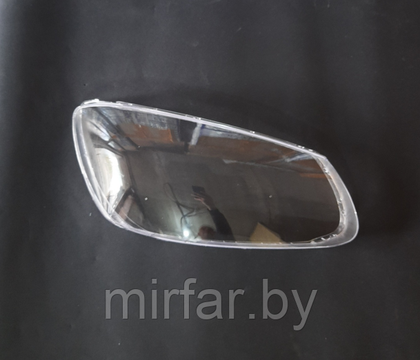 Стекло фары KIA Cerato 1 LD 2007-2009 рестайлинг правое