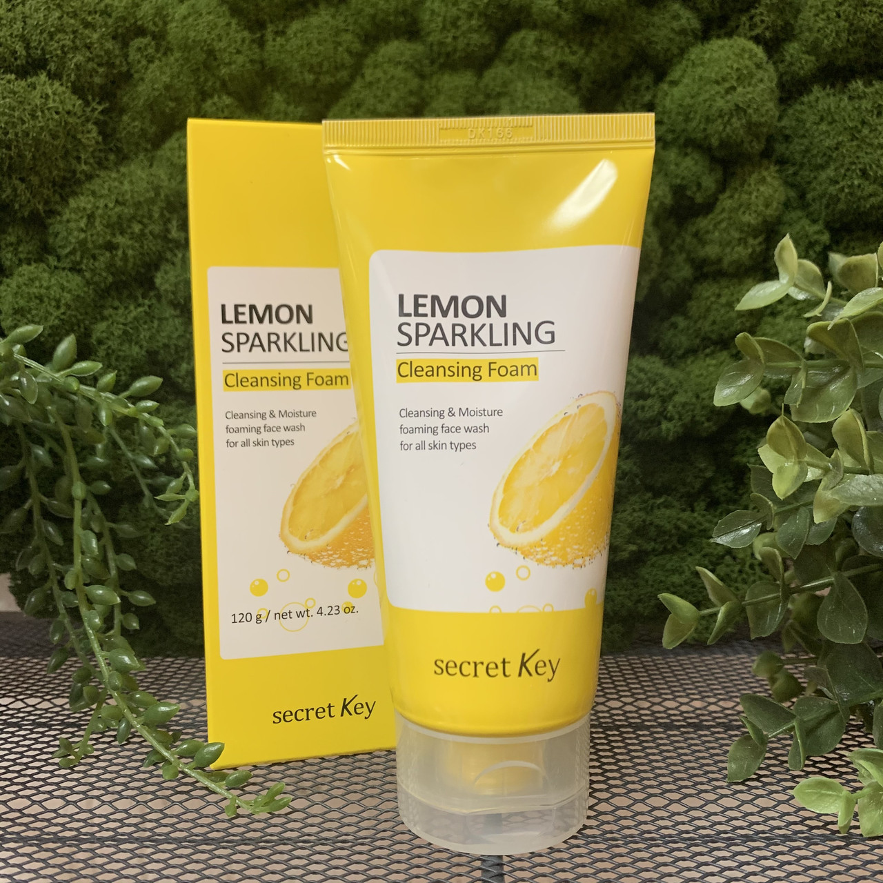 Пенка для умывания Secret Key Lemon Sparkling Cleansing Foam, 125 мл - фото 2 - id-p135597475