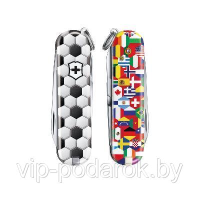 Нож складной Victorinox World of Soccer 0.6223.L2007 - фото 1 - id-p135762316