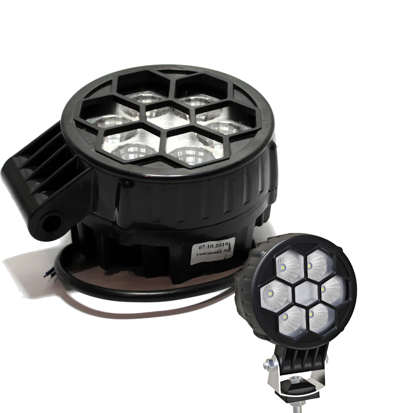 ФР-200 Фара МТЗ, ЮМЗ, ДТ (LED) 6 светодиодов 12-24В