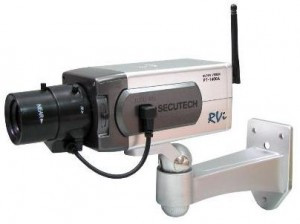 Муляж камеры видеонаблюдения, поворотная с датчиком движения с мигающим красным светодиодом - фото 1 - id-p135886720