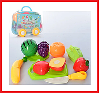 335-02 Игровой набор продукты на липучке, фрукты на липучках, доска, нож, в чемодане