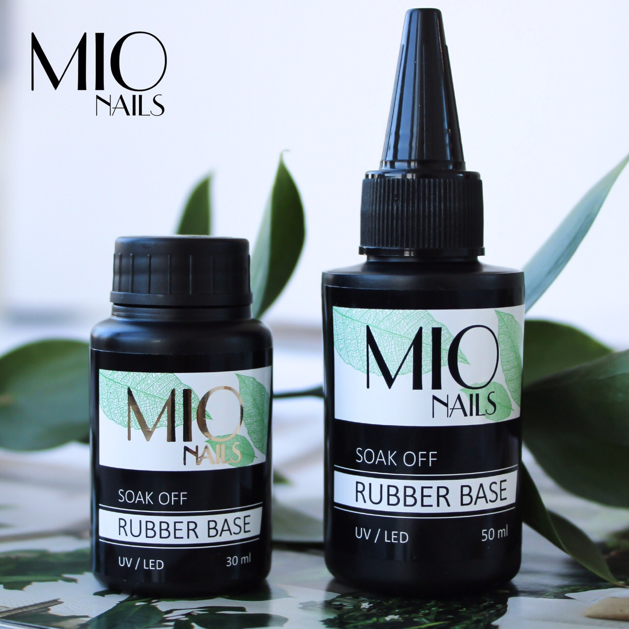 Каучуковая база Rubber base MIO Nails, 30 мл