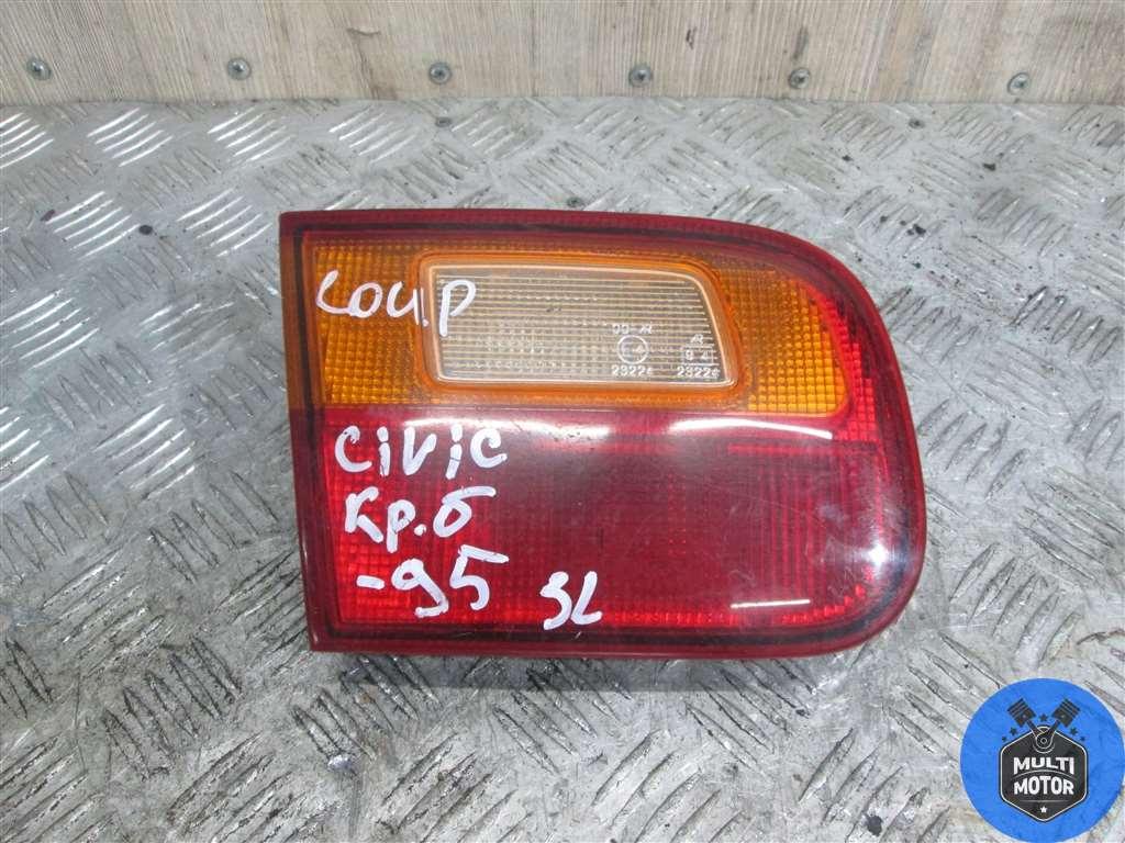 Фонарь крышки багажника левый HONDA CIVIC V (1991-1995) 1.5 i 1993 г. - фото 1 - id-p136751822