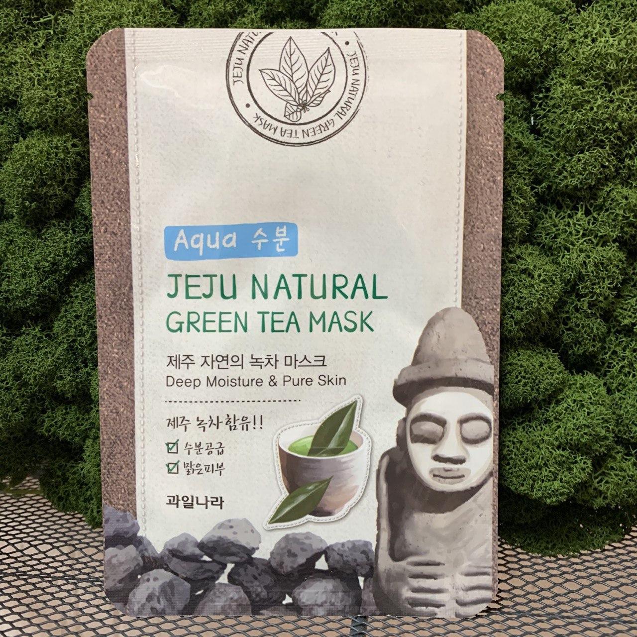 Успокаивающая тканевая маска с экстрактом зеленого чая Welcos Jeju Nature's Green Tea Mask - фото 1 - id-p136851147
