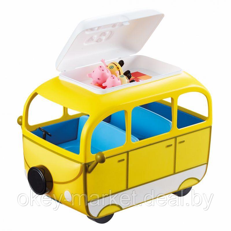 Игровой набор Свинки Пеппы Peppa Pig Фургон с аксессуарами + 4 фигурами - фото 3 - id-p136853244