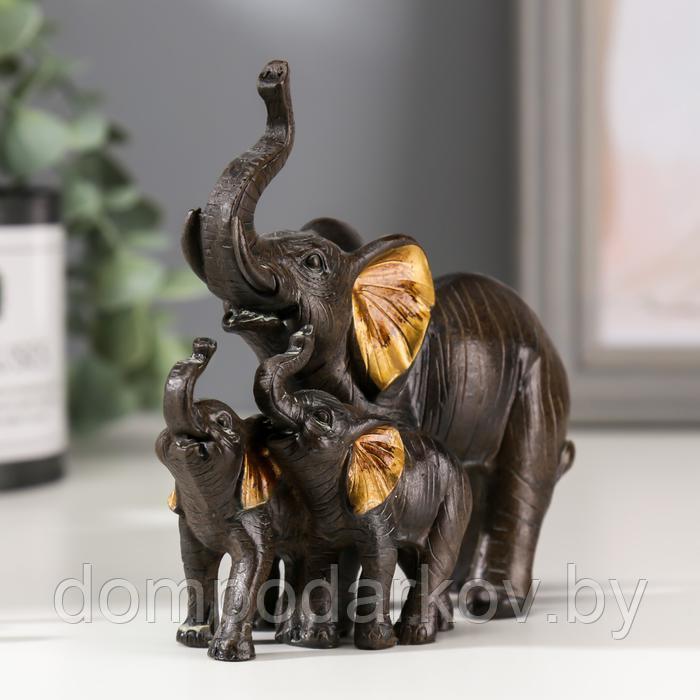 Сувенир полистоун "Слон африканский коричневый со слонятами" золотые ушки 11х12х5,5 см - фото 2 - id-p137082679