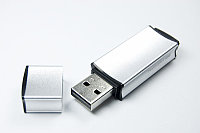 Флеш накопитель USB 2.0 Goodram Edge UEG2, металл, серебристый, 128Gb