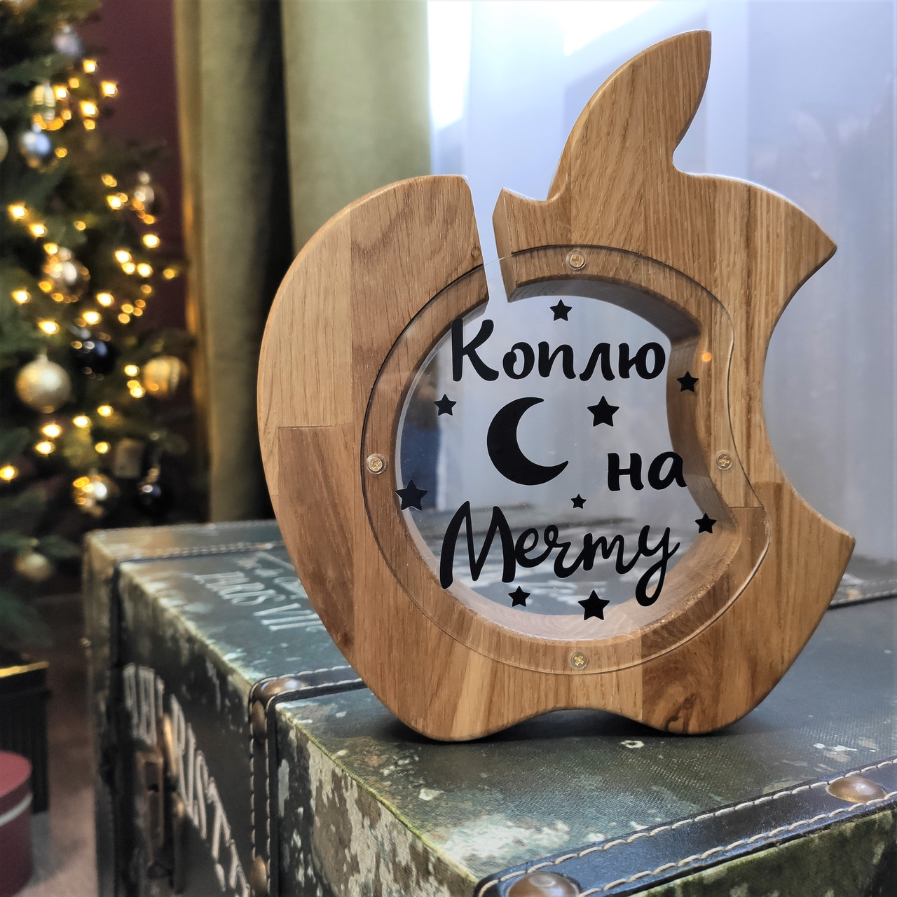 Копилка для монет из дуба