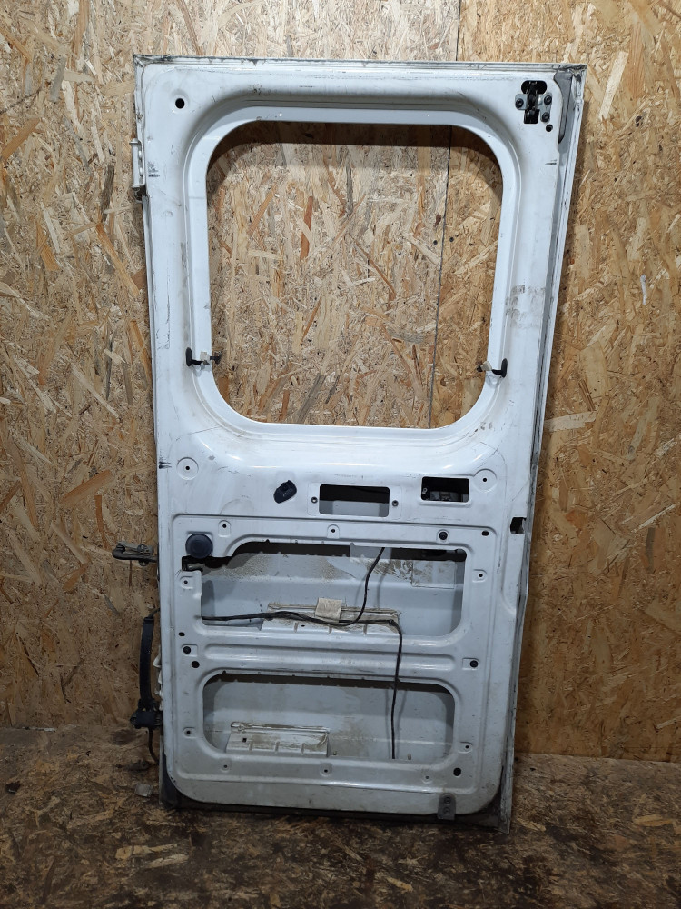 Дверь задняя распашная правая на Citroen Jumper 2 поколение - фото 2 - id-p133758372