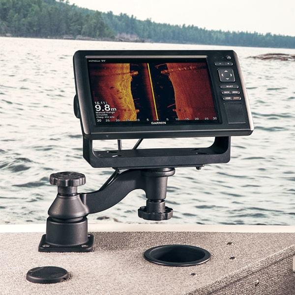 Универсальный поворотный кронштейн RAM-109HU для эхолотов Lowrance, Humminbird, Raymarine, Garmin - фото 1 - id-p137397282